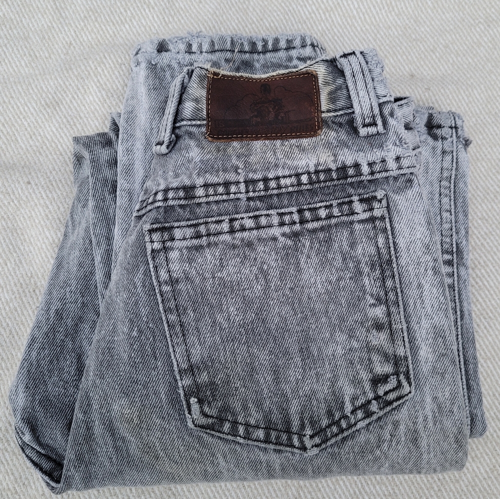 Vintage 1990s grey black acid wash distressed Rough Ready Blues jeans